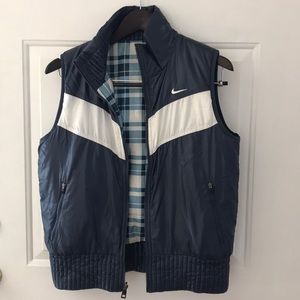 VINTAGE NIKE VEST